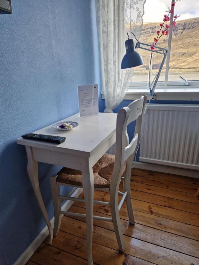 Guesthouse Hugo Sørvágur エクステリア 写真